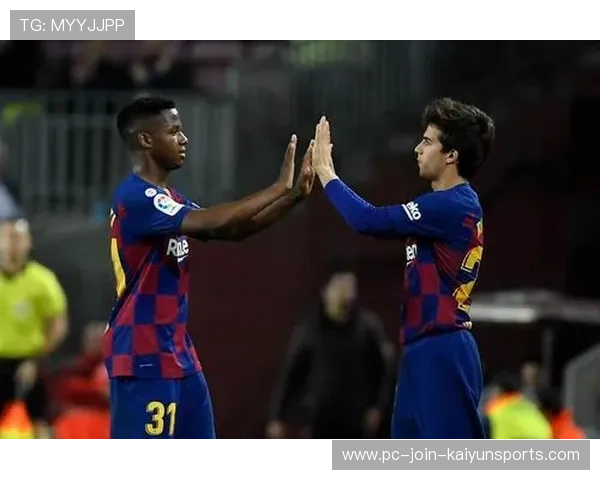 梅西深夜回诺坎普！一句话点燃“回归巴萨”想象