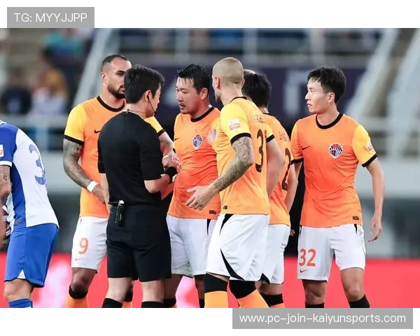 争议判罚集锦：裁判尺度是否在悄悄改变比赛走向？