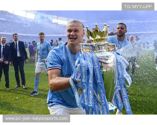 哈兰德租借离队交易链条曝光：足球界内幕大揭秘