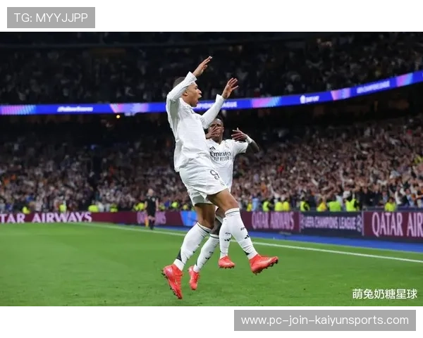 姆巴佩看到小狗的瞬间：从球场巨星到萌宠控的心动时刻