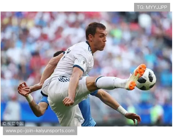 国际米兰—帕尔米耶里门前补射成功